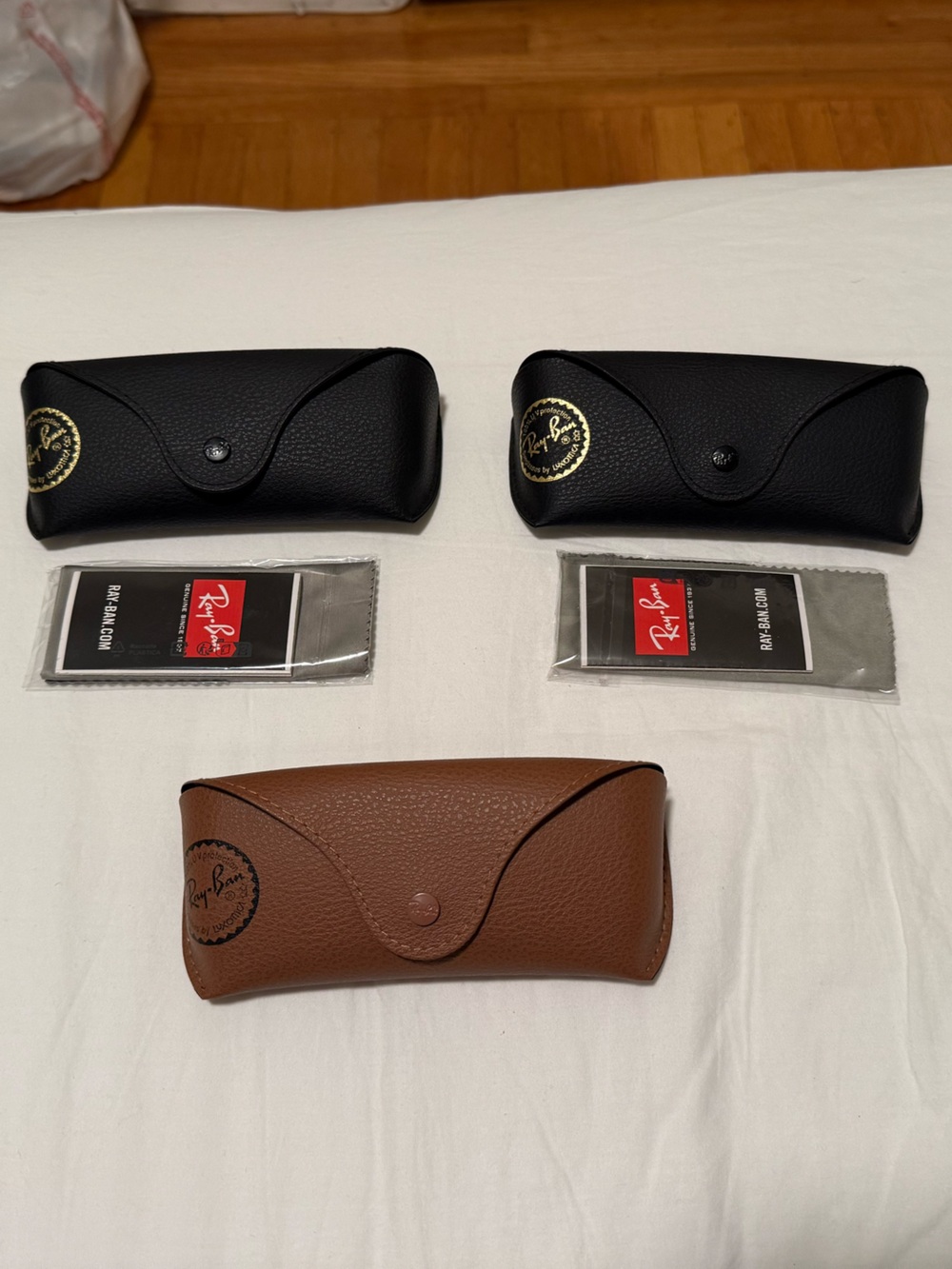 Ray-Ban Sunglasses Cases with Cloths